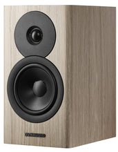Afbeelding in Gallery-weergave laden, Luidspreker Dynaudio Evoke 10 Luidsprekers (per paar) HifiManiacs Blonde Wood
