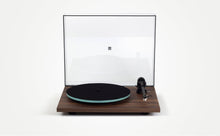 Afbeelding in Gallery-weergave laden, Platenspeler Rega Planar 2 Platenspeler HifiManiacs Walnoot / Met Carbon
