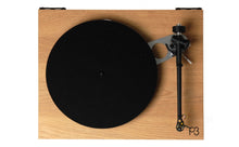 Afbeelding in Gallery-weergave laden, Platenspeler Rega Planar 3 Platenspeler HifiManiacs Oak / Zonder ND5
