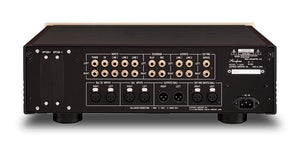 Voorversterker Accuphase C-2300 Voorversterker HifiManiacs