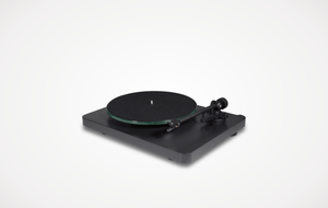 NAD C588 Platenspeler