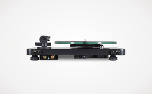 NAD C588 Platenspeler